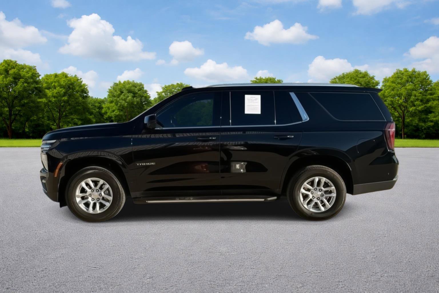 Used 2025 Chevrolet Tahoe LT image 4