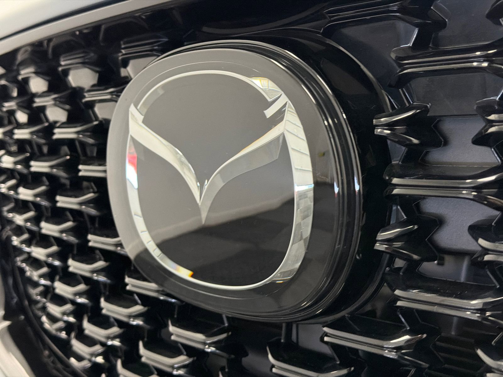 Certified 2025 MAZDA CX-5 Carbon Edition image 14