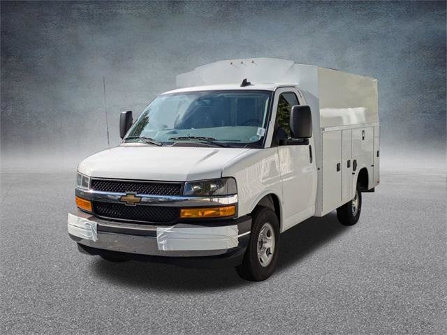 New 2025 Chevrolet Express 3500 w/ Power Convenience Package image 7