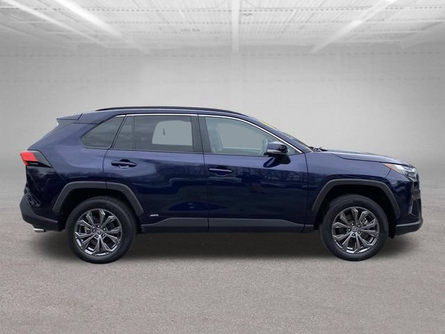 Used 2024 Toyota RAV4 XLE Premium w/ Weather Package AWD/4WD image 5
