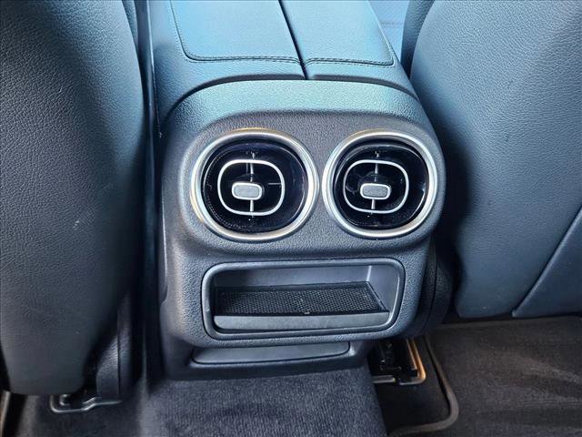 Certified 2024 Mercedes-Benz GLC 300 image 17