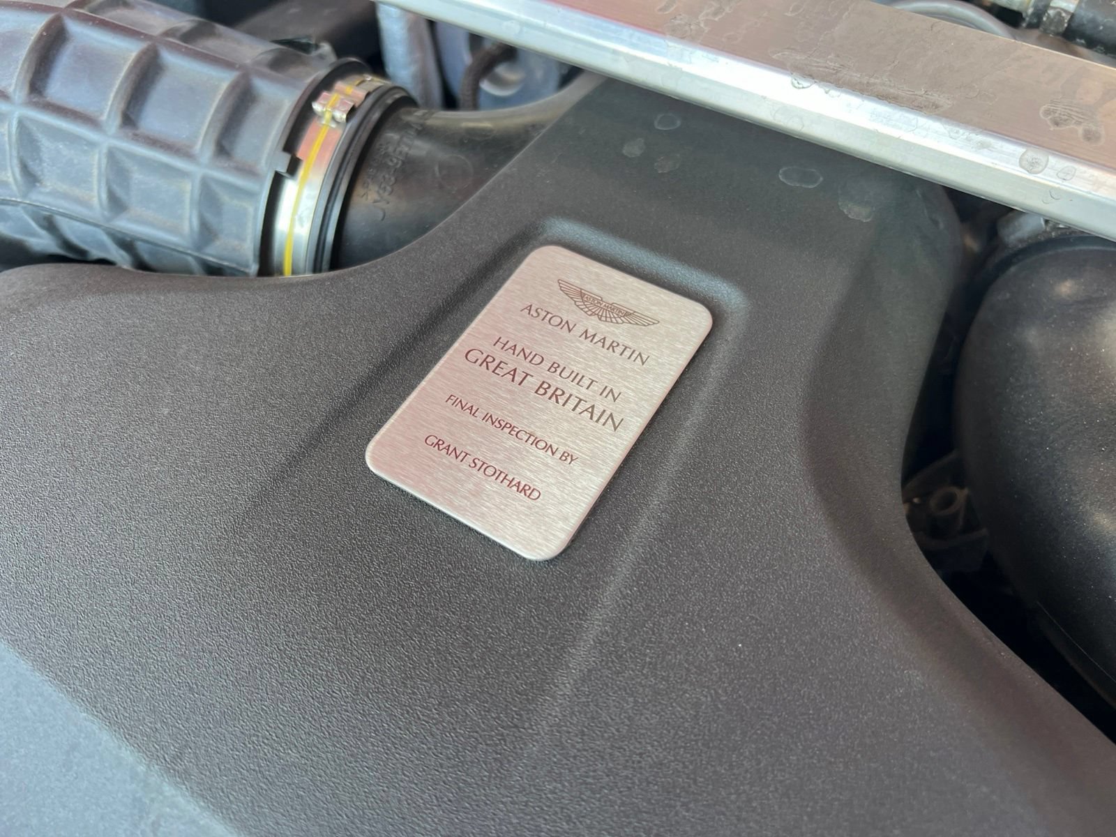 Used 2021 Aston Martin V8 Vantage Roadster RWD image 12