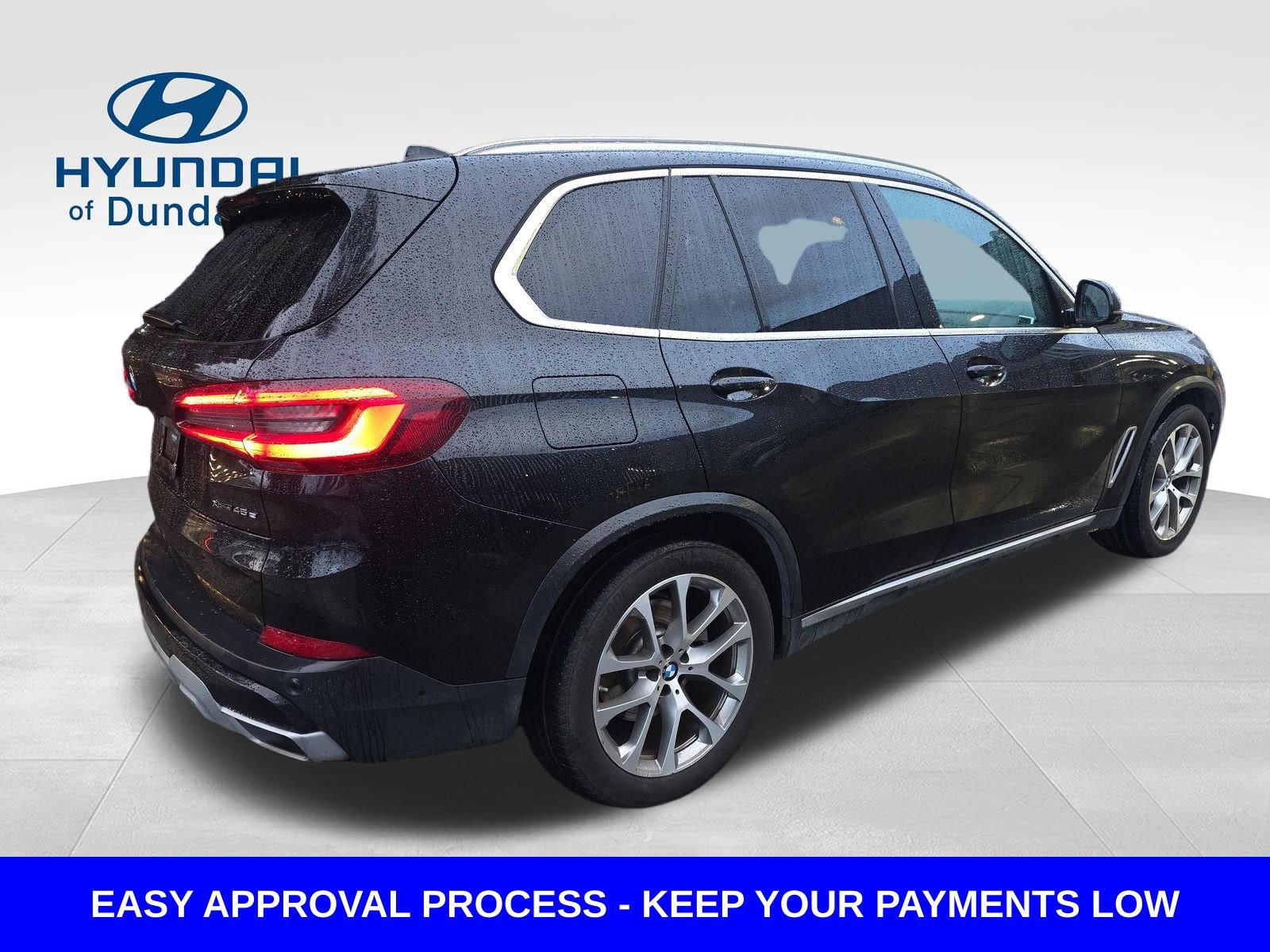 Used 2021 BMW X5 xDrive45e w/ Parking Assistance Package image 3