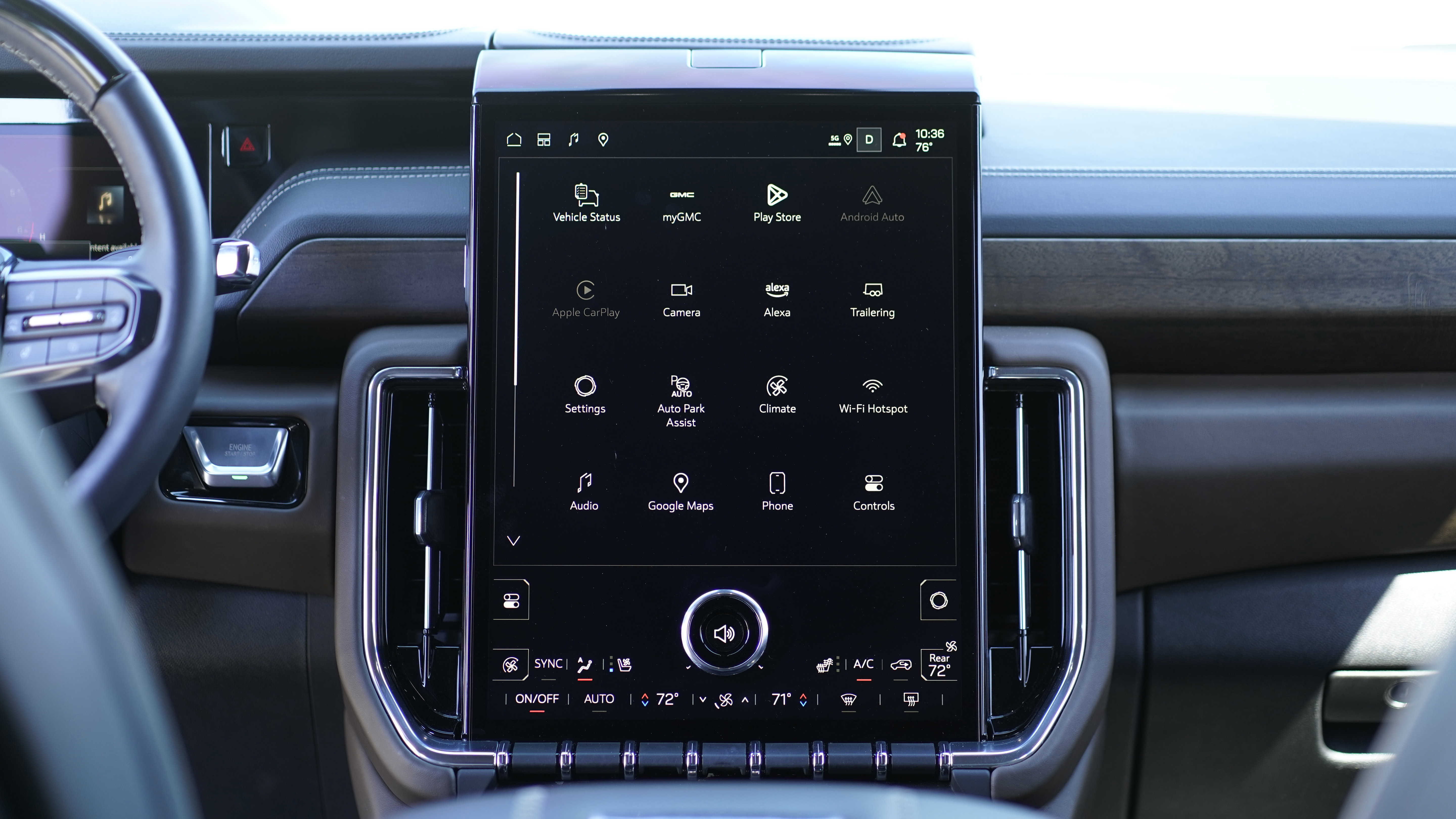 Used 2025 GMC Yukon XL Denali Ultimate AWD/4WD image 30