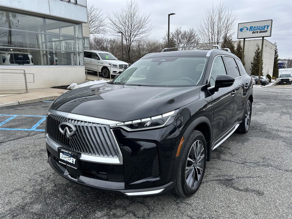 New 2026 INFINITI QX60 Luxe w/ Cargo Package image 4