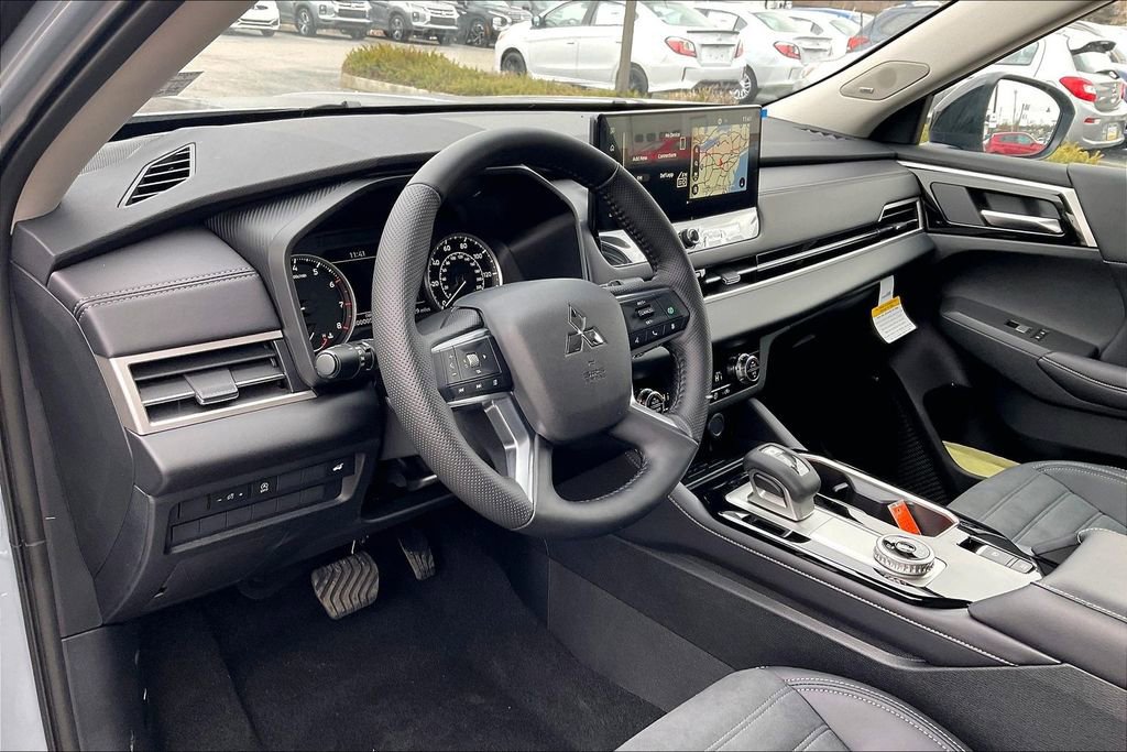 New 2026 Mitsubishi Outlander Trail Edition image 6