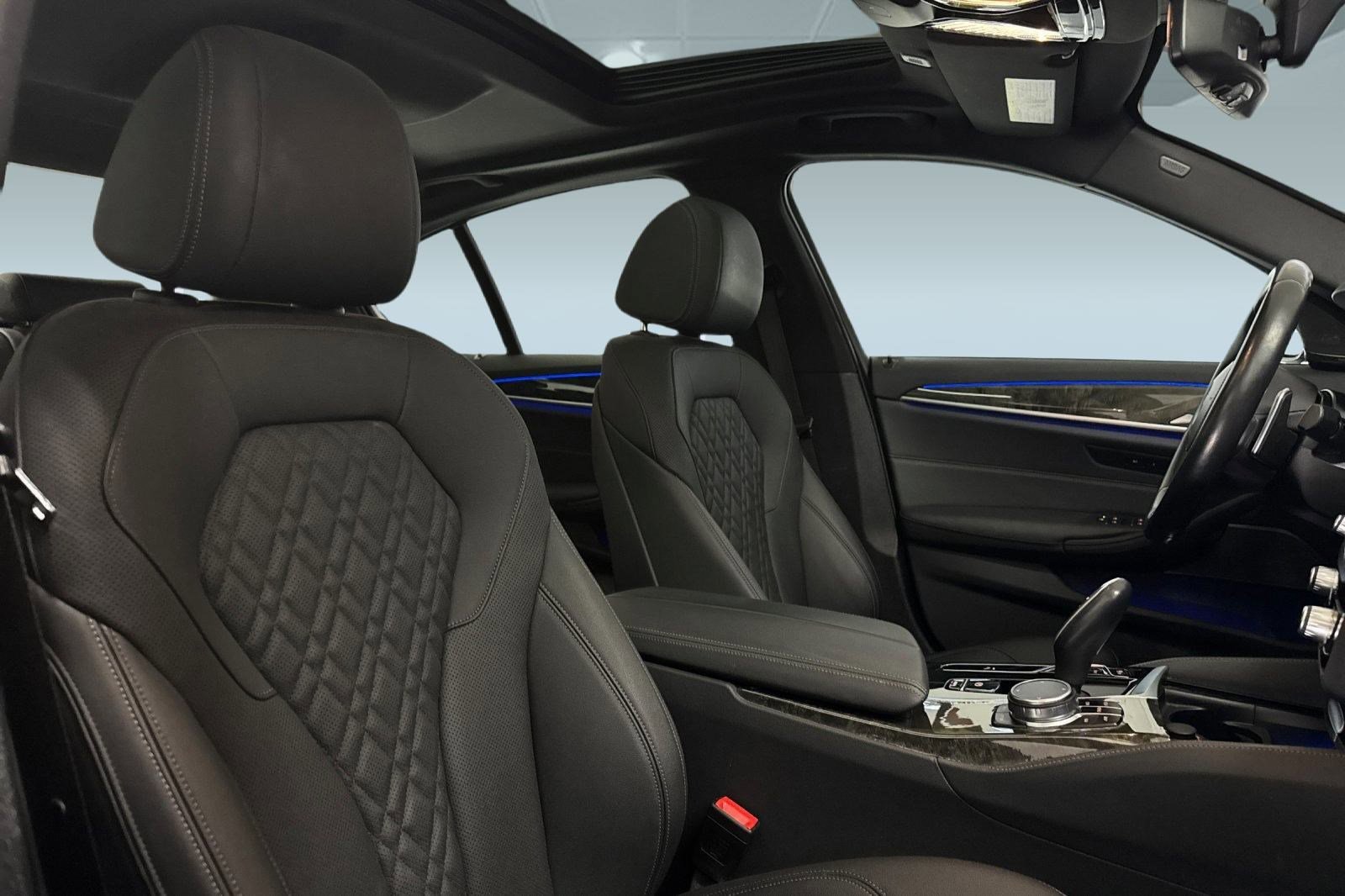 Certified 2023 BMW 540i w/ M Sport Package image 32