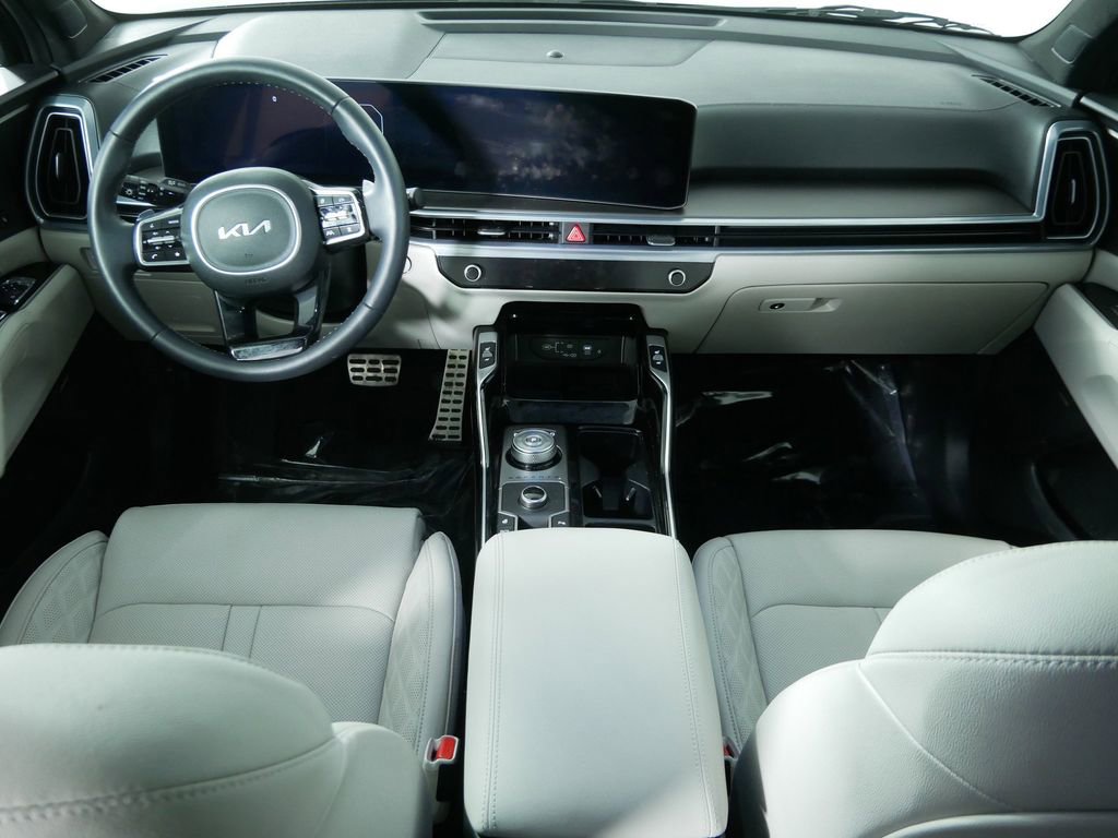 Certified 2025 Kia Sorento SX Prestige image 19