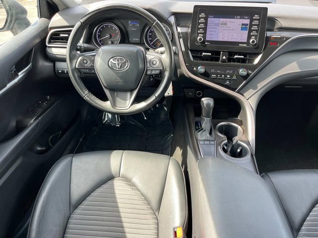 Used 2023 Toyota Camry SE FWD image 15