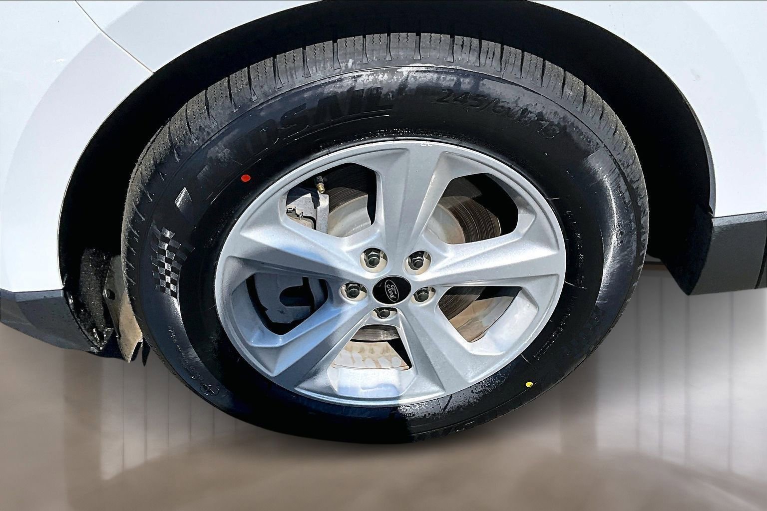 Used 2024 Ford Edge SE image 34