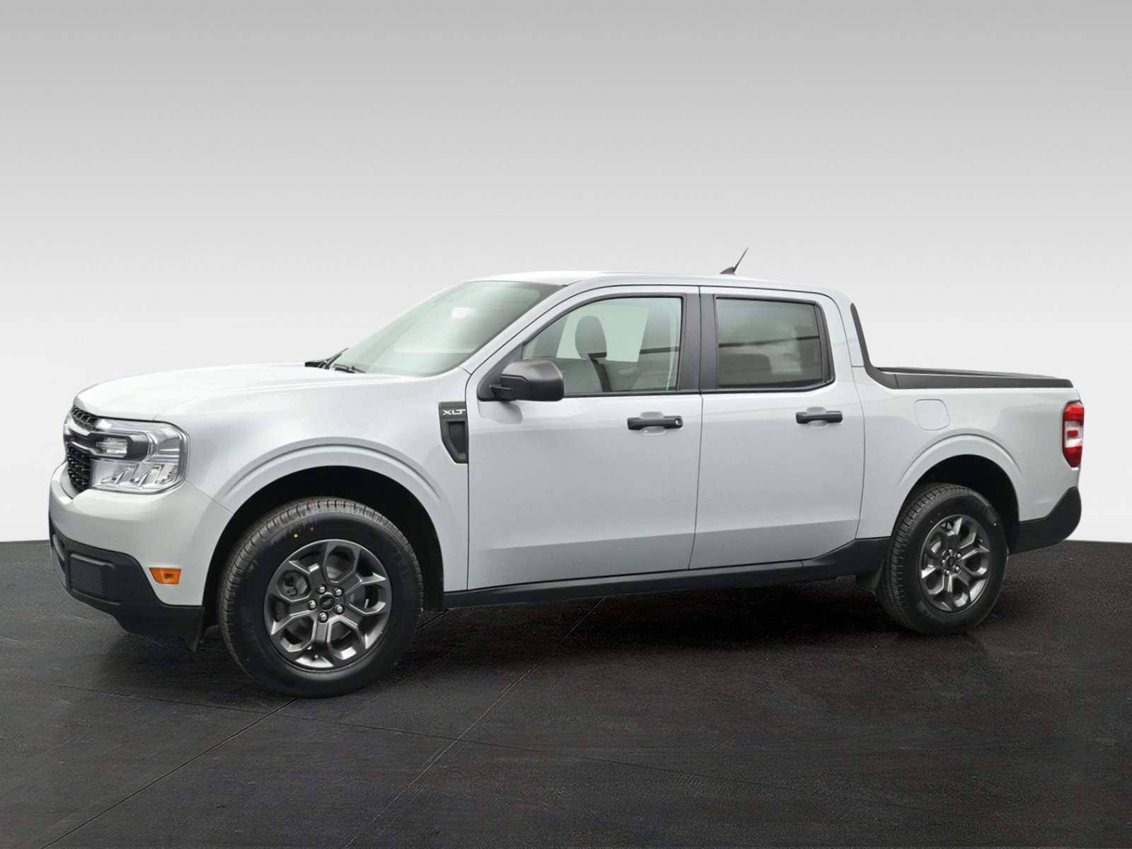 Used 2024 Ford Maverick XLT w/ Equipment Group 300A Standard AWD/4WD image 8