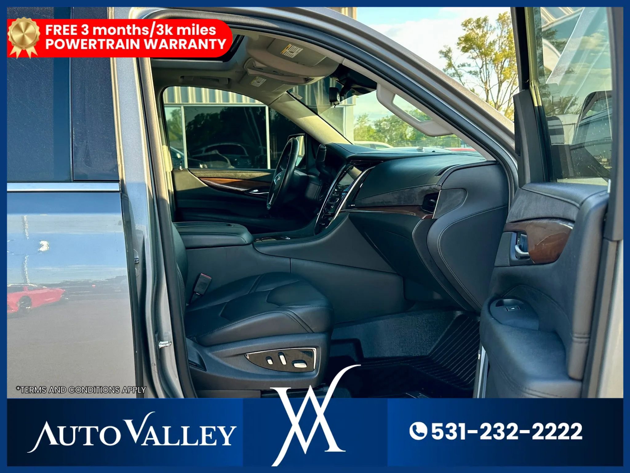 Used 2020 Cadillac Escalade Luxury AWD/4WD image 19