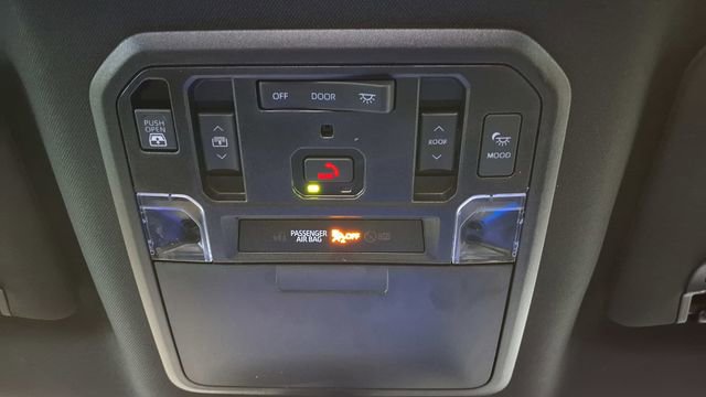 Used 2023 Toyota Tundra Platinum RWD image 31