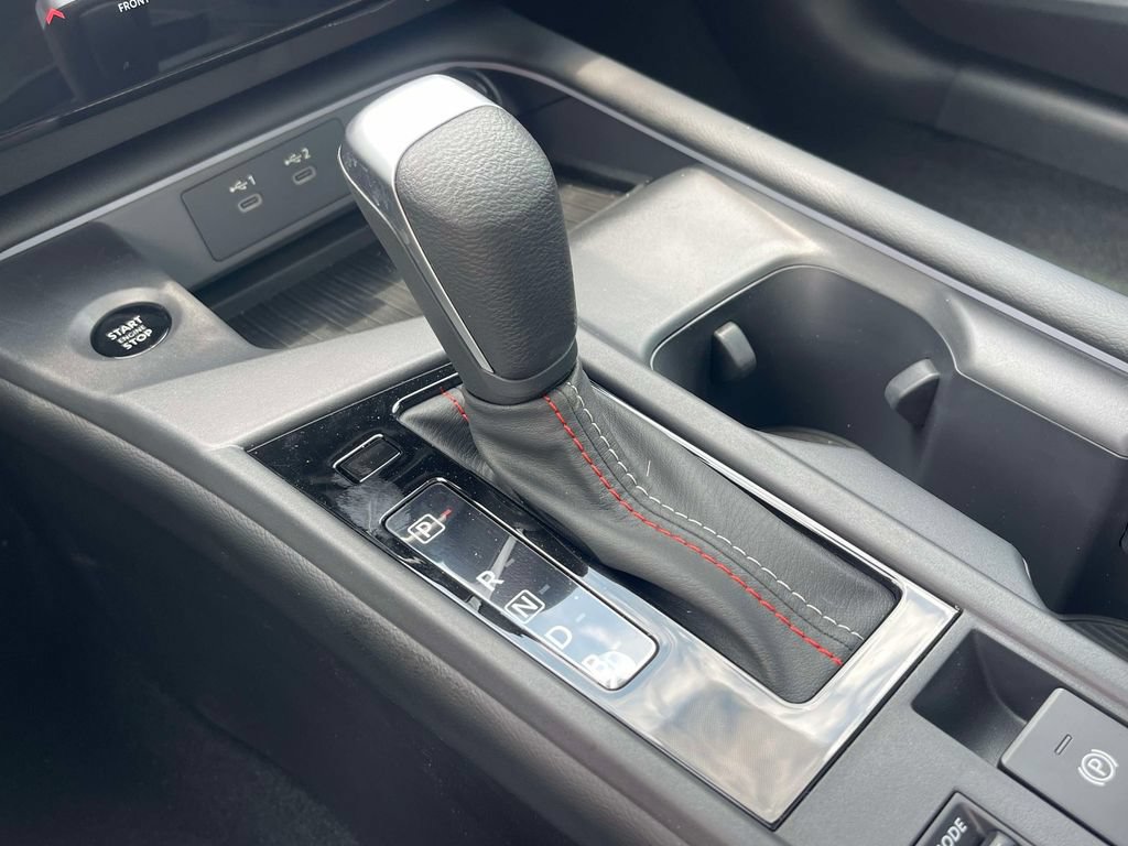 New 2026 Nissan Sentra SR w/ SR Premium Package FWD image 32