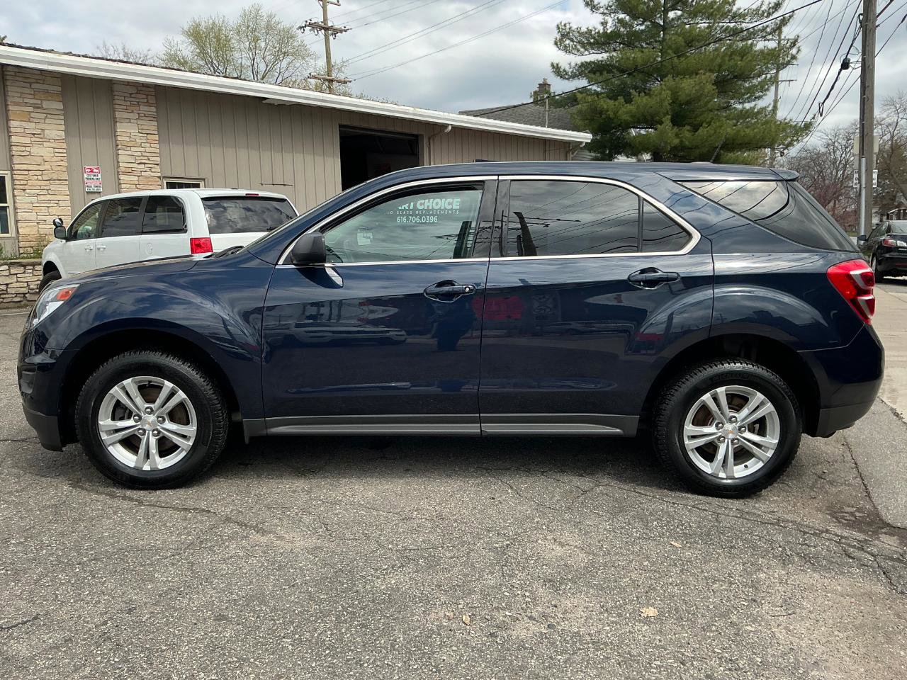 Used 2016 Chevrolet Equinox LS FWD image 6