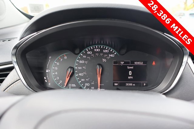 Used 2022 Chevrolet Trax LT w/ LT Convenience Package image 19