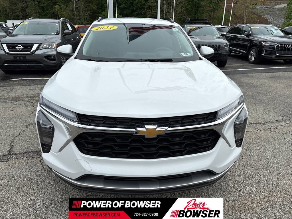 Certified 2024 Chevrolet Trax LT w/ Driver Confidence Package FWD image 8