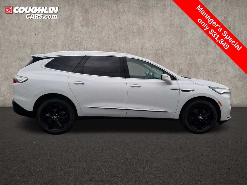 Used 2024 Buick Enclave Essence w/ Sport Touring Edition AWD/4WD image 7