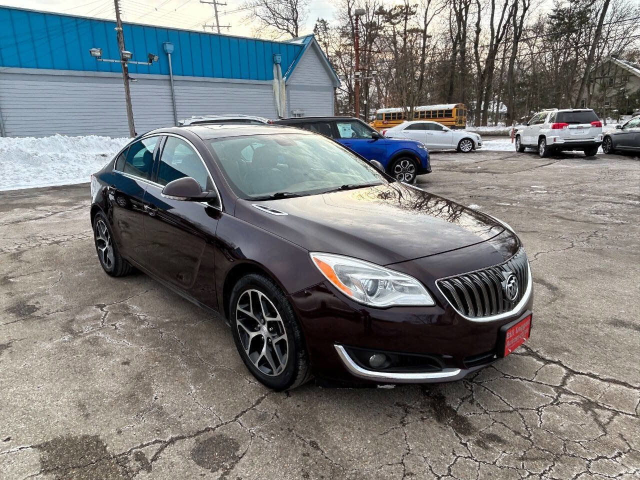 Used 2017 Buick Regal Sport Touring image 12