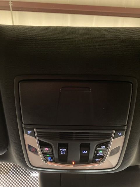 Used 2019 Acura RDX A-Spec image 16