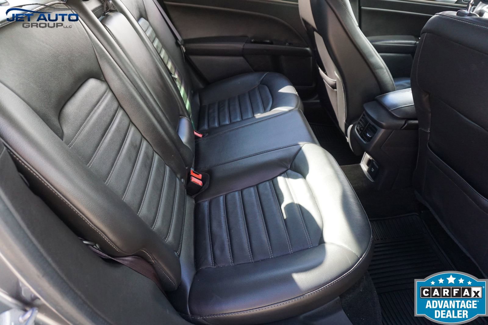 Used 2014 Ford Fusion SE w/ Equipment Group 502A image 21