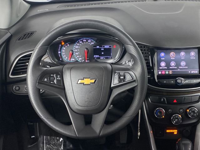 Certified 2022 Chevrolet Trax LS w/ Tint and Cruise Package image 17
