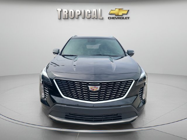 Used 2023 Cadillac XT4 Premium Luxury FWD image 8