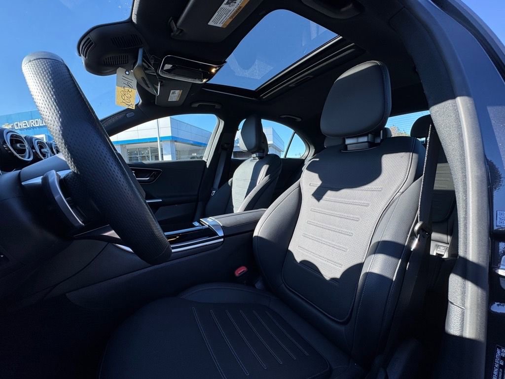 Used 2025 Mercedes-Benz C 300 Sedan image 15