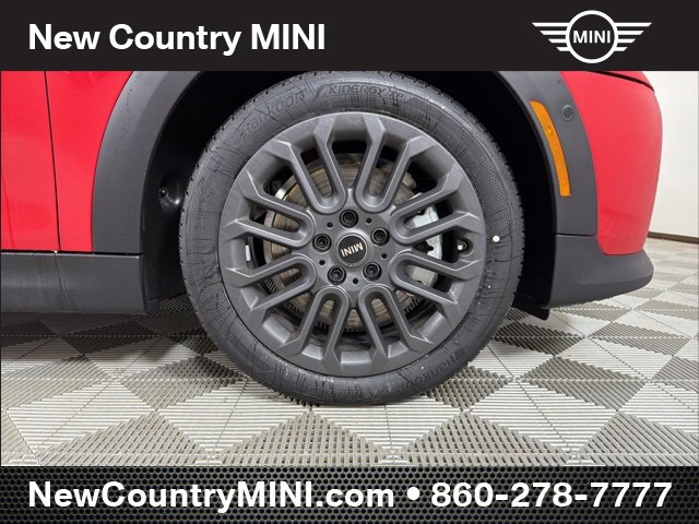 New 2026 MINI Cooper 2-Door Hardtop image 9