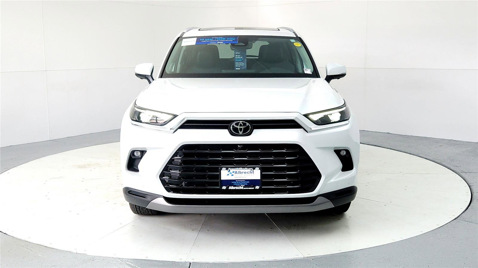 New 2025 Toyota Grand Highlander FWD image 8