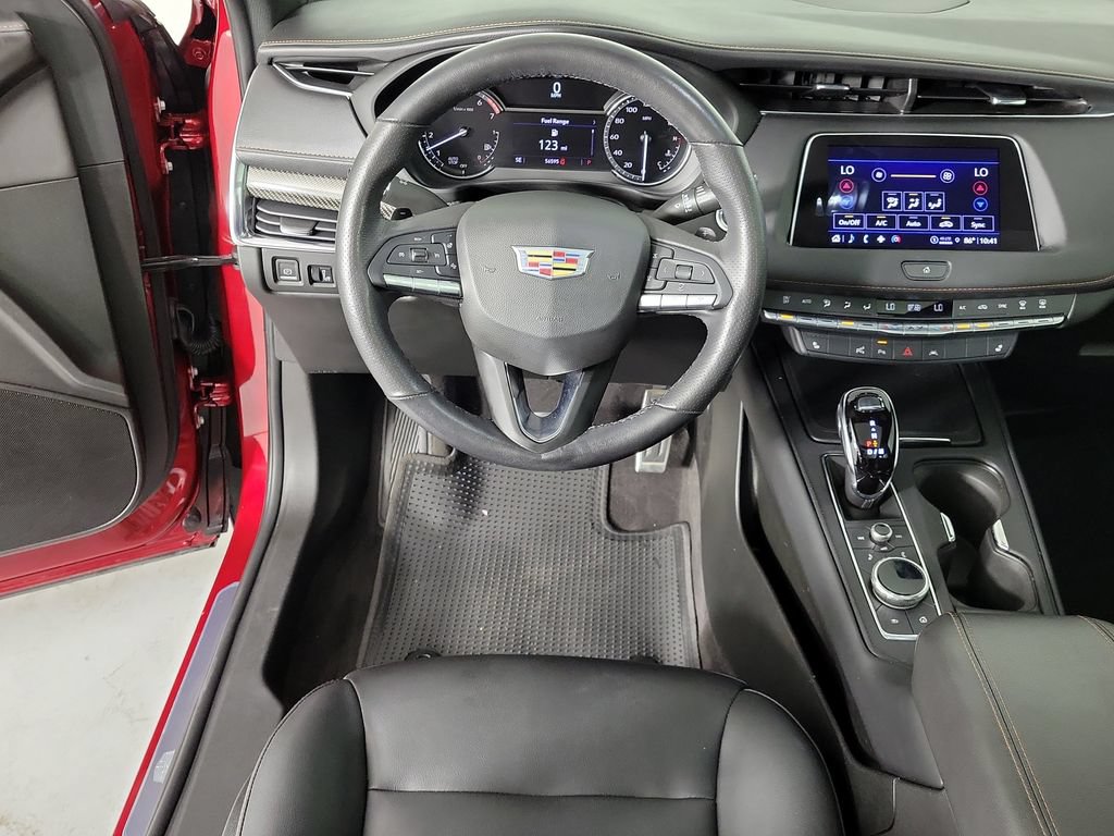 Certified 2022 Cadillac XT4 Sport w/ Enhanced Visibility Package FWD image 15