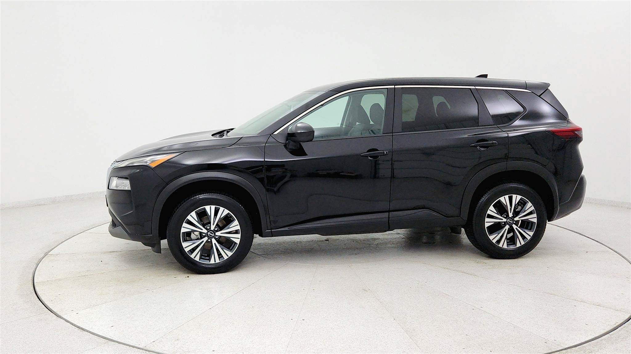 Used 2023 Nissan Rogue SV AWD/4WD image 2