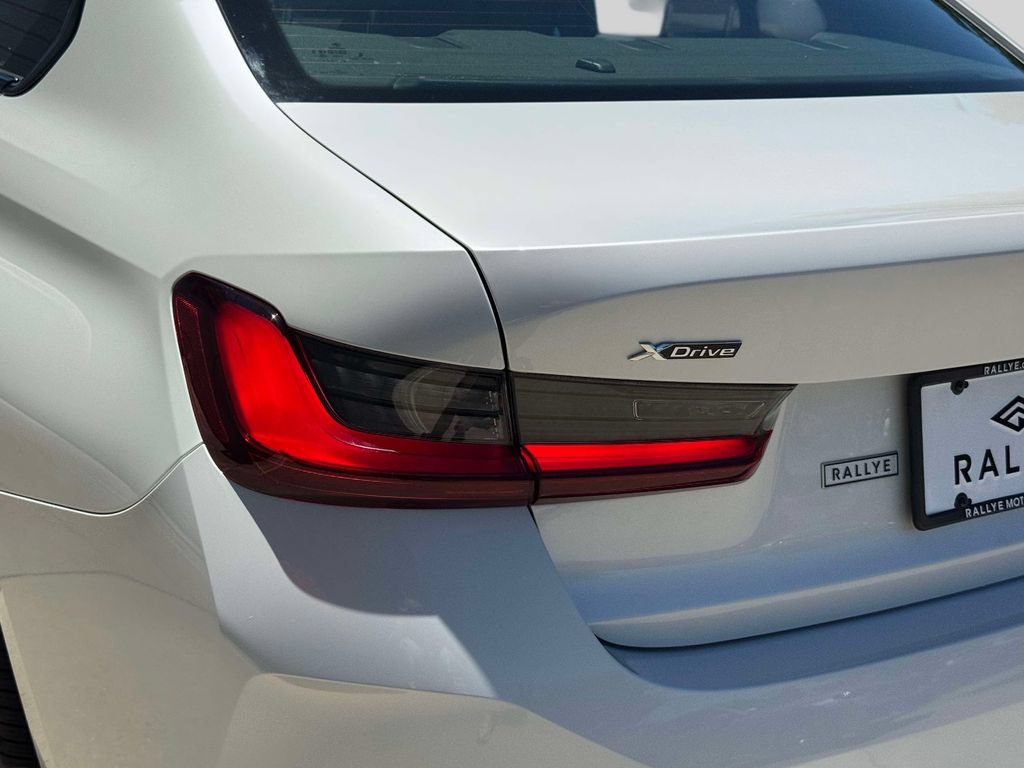 Certified 2023 BMW 330i xDrive Sedan w/ Premium Package AWD/4WD image 10