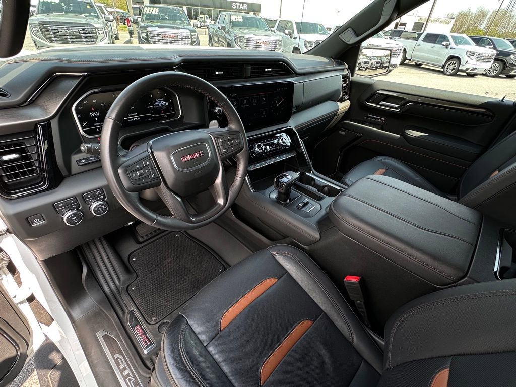 Used 2023 GMC Sierra 1500 AT4 w/ Technology Package AWD/4WD image 22