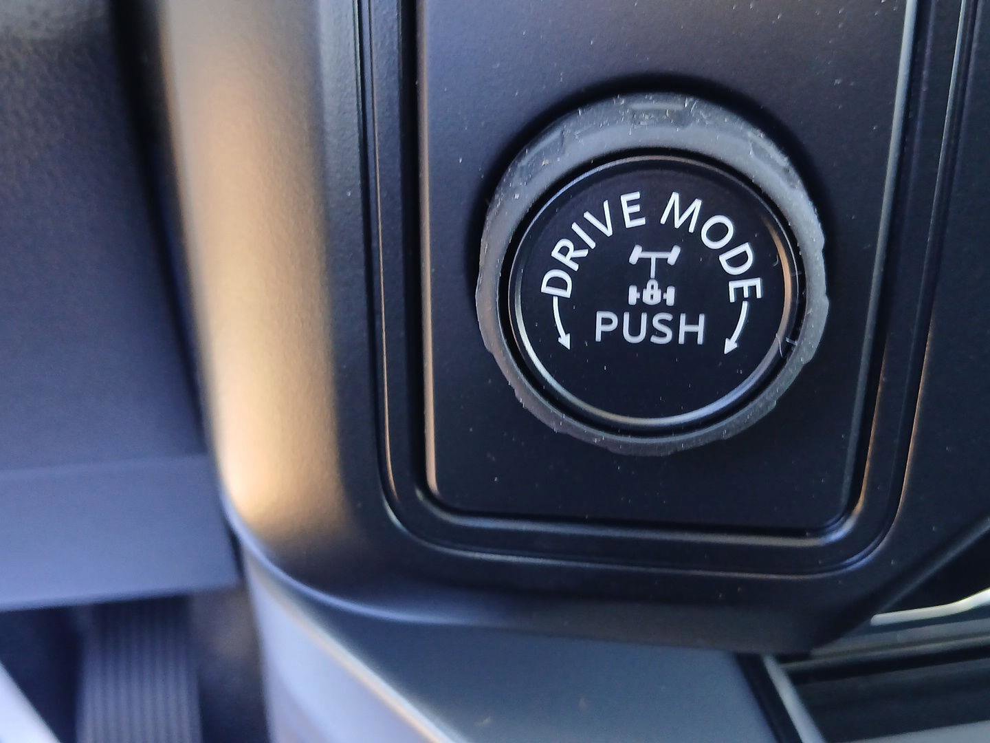 New 2026 Ford F350 Lariat image 18