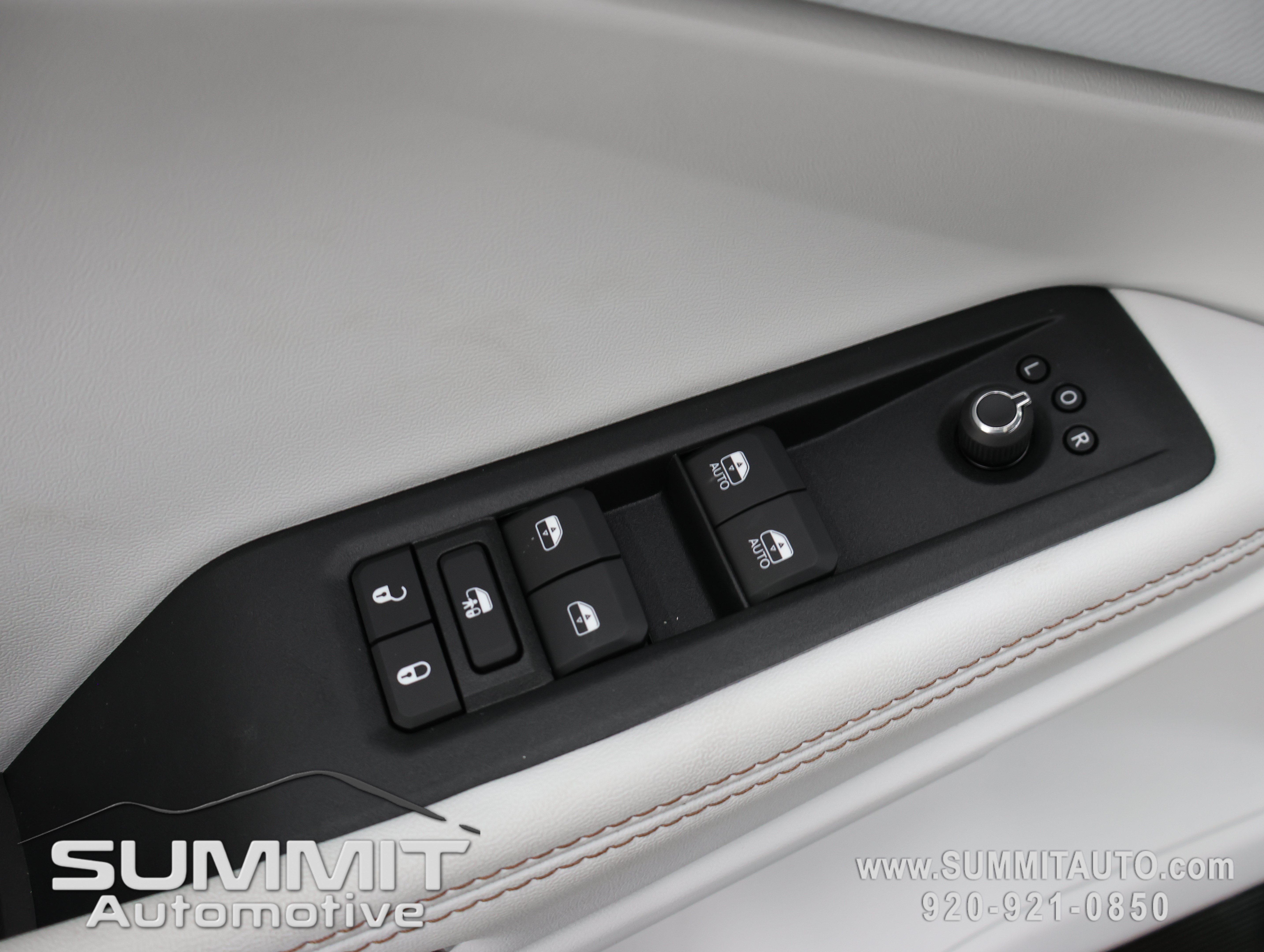 New 2026 Jeep Cherokee Limited AWD/4WD image 47