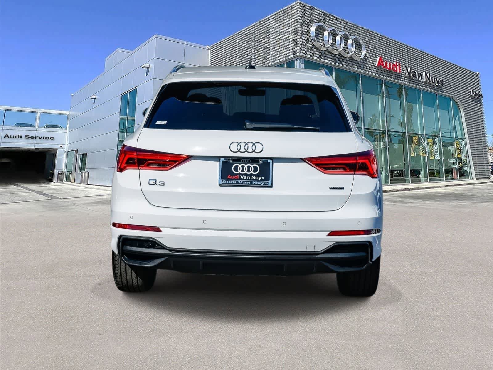 Used 2025 Audi Q3 2.0T Premium image 3