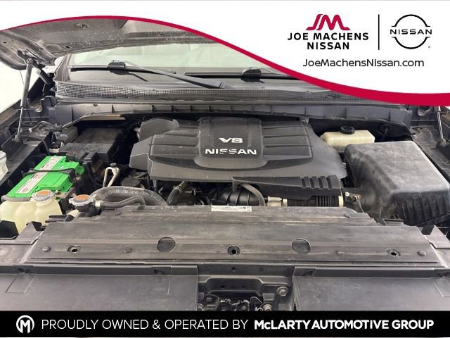 Used 2018 Nissan Titan SL image 17