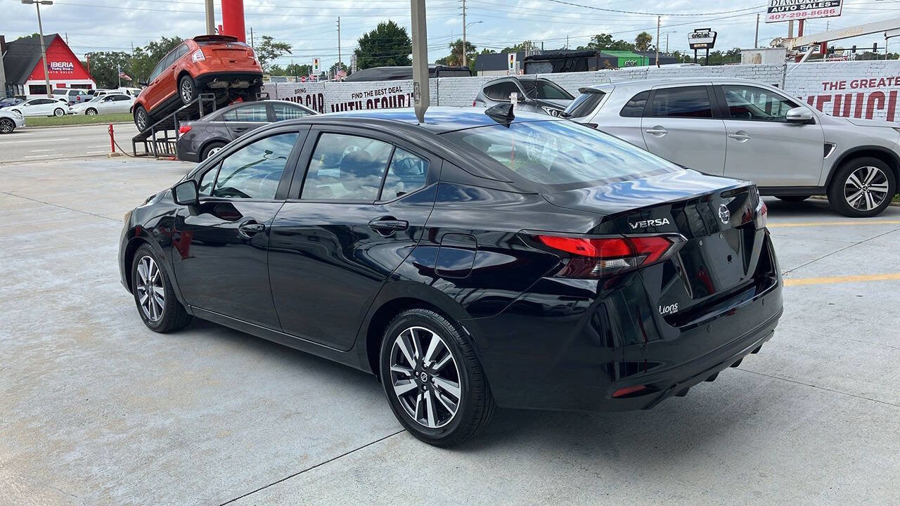 Used 2021 Nissan Versa SV image 4