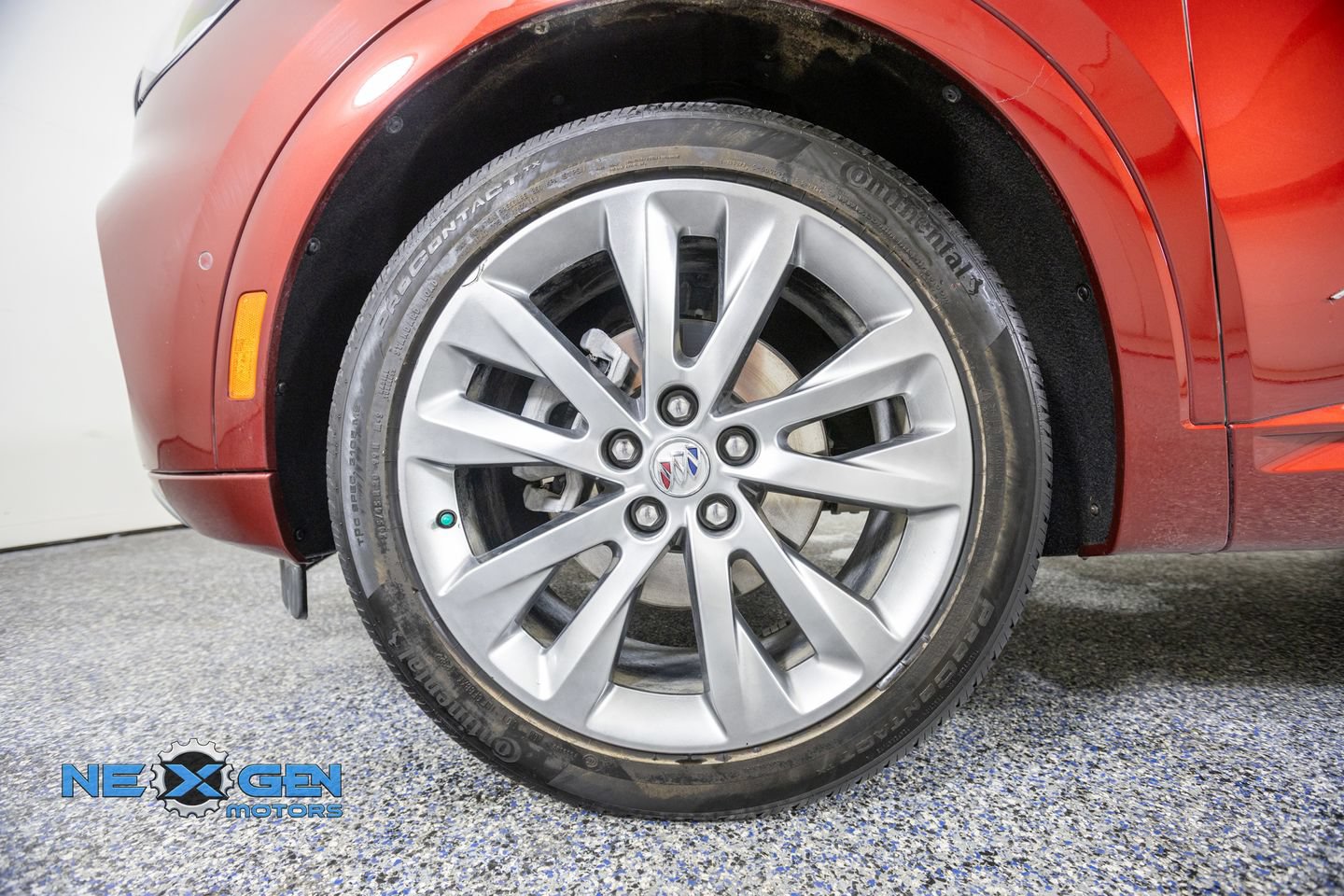 Used 2022 Buick Envision Avenir w/ Technology Package II FWD image 51