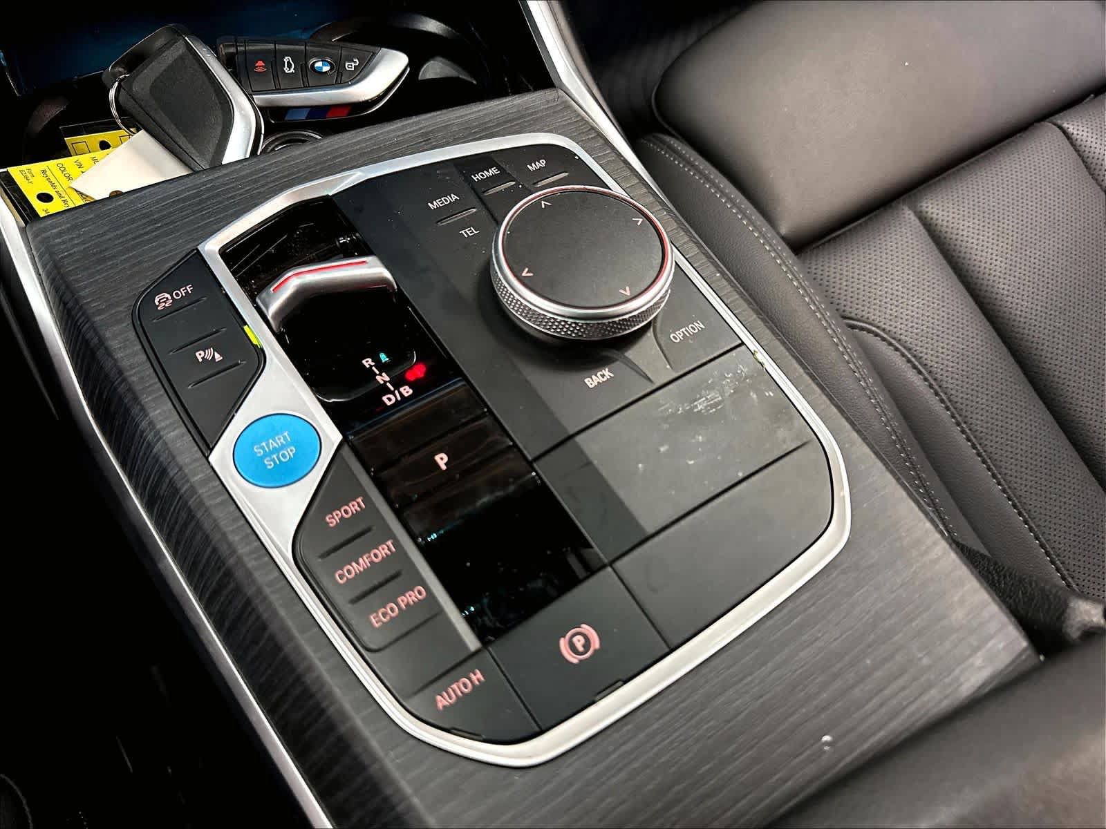 Used 2025 BMW i4 eDrive40 w/ M Sport Package RWD image 37