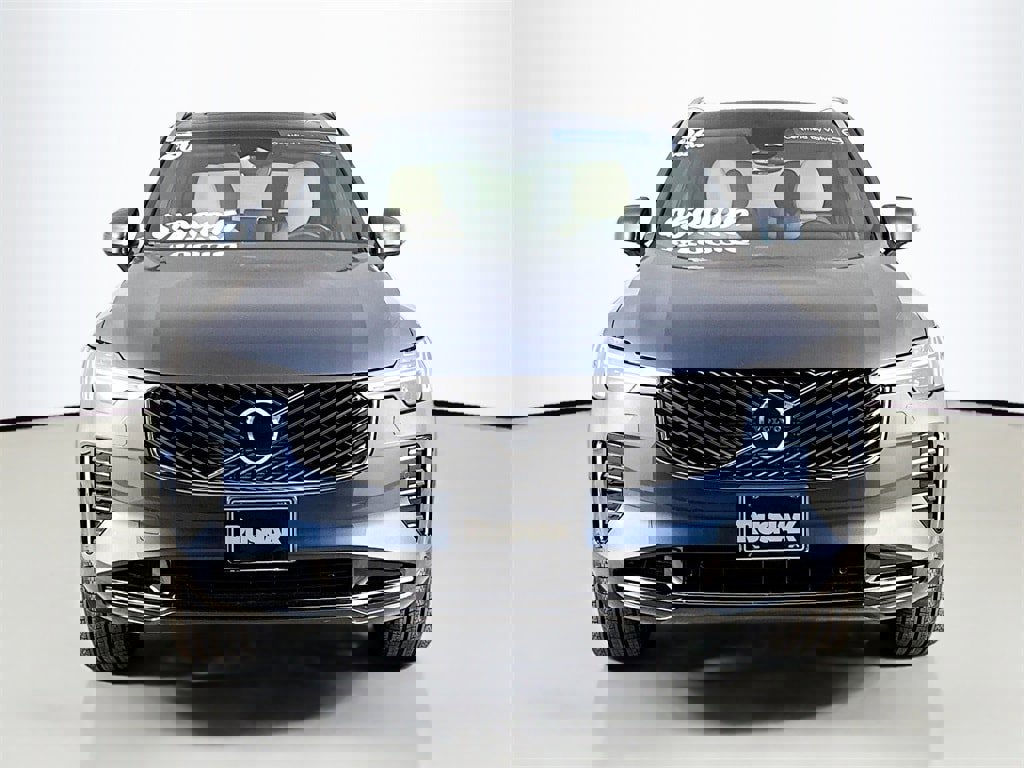 Certified 2026 Volvo XC90 B6 Core image 2
