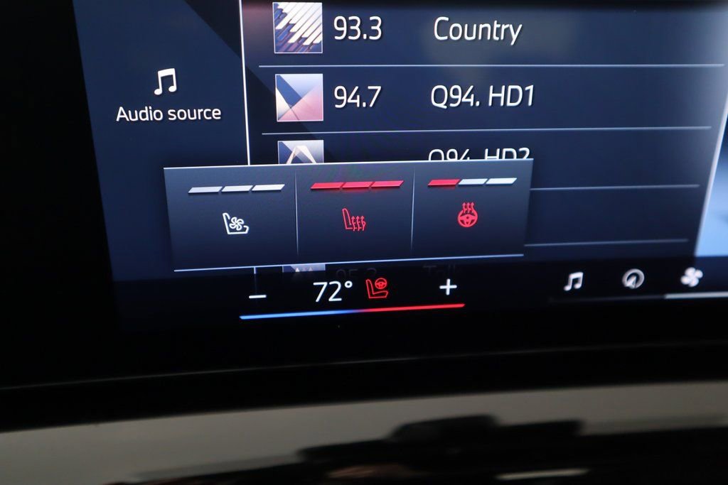 New 2025 BMW 530i xDrive w/ M Sport Package AWD/4WD image 8