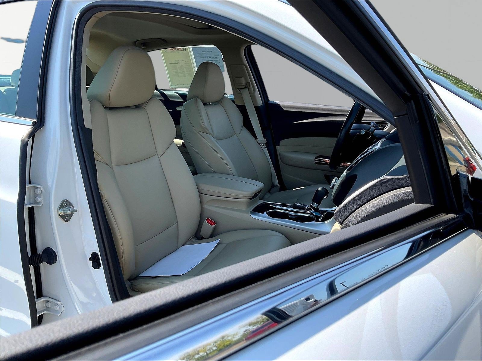 Used 2020 Acura TLX FWD image 29