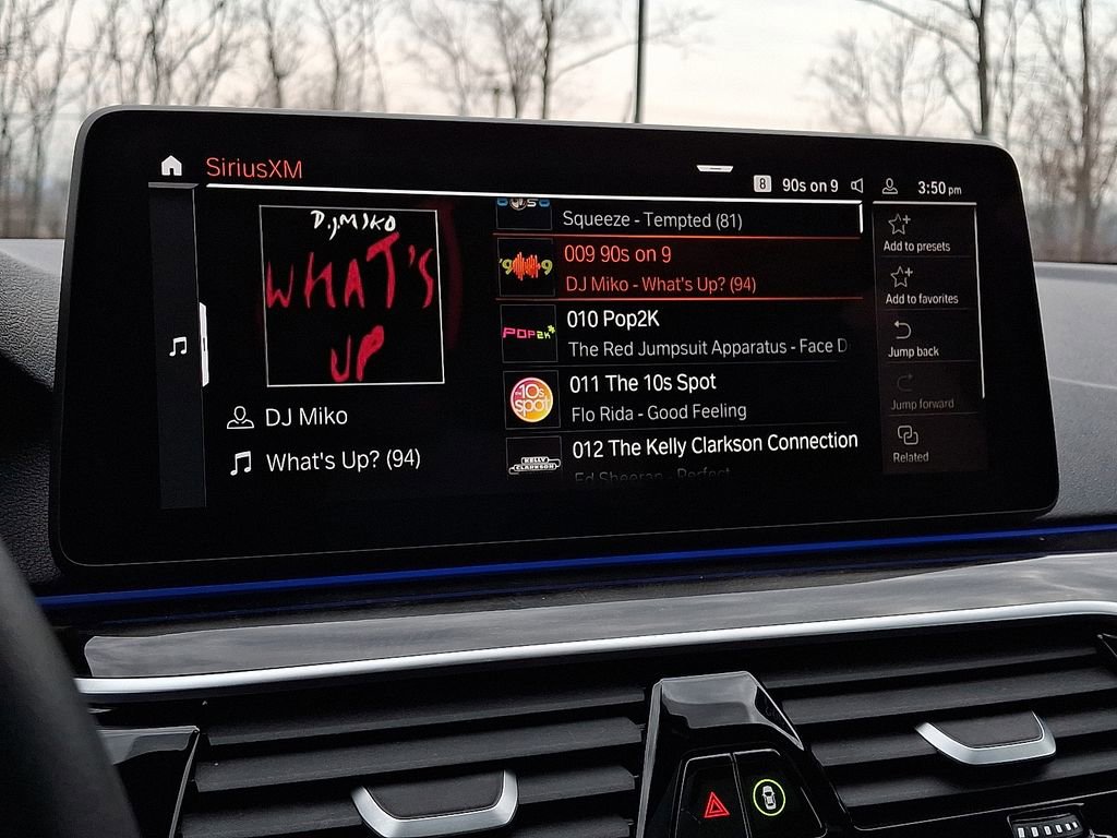 Certified 2023 BMW 530i xDrive w/ Premium Package image 18