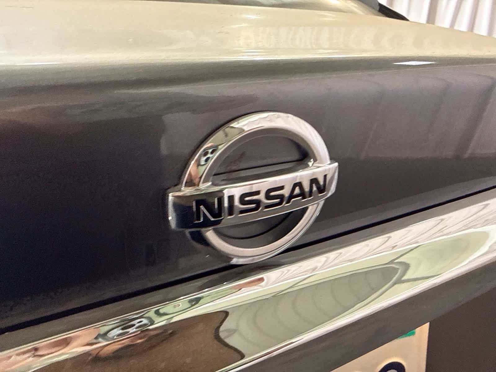 Used 2020 Nissan Maxima 3.5 SV w/ Floor Mat Group FWD image 15