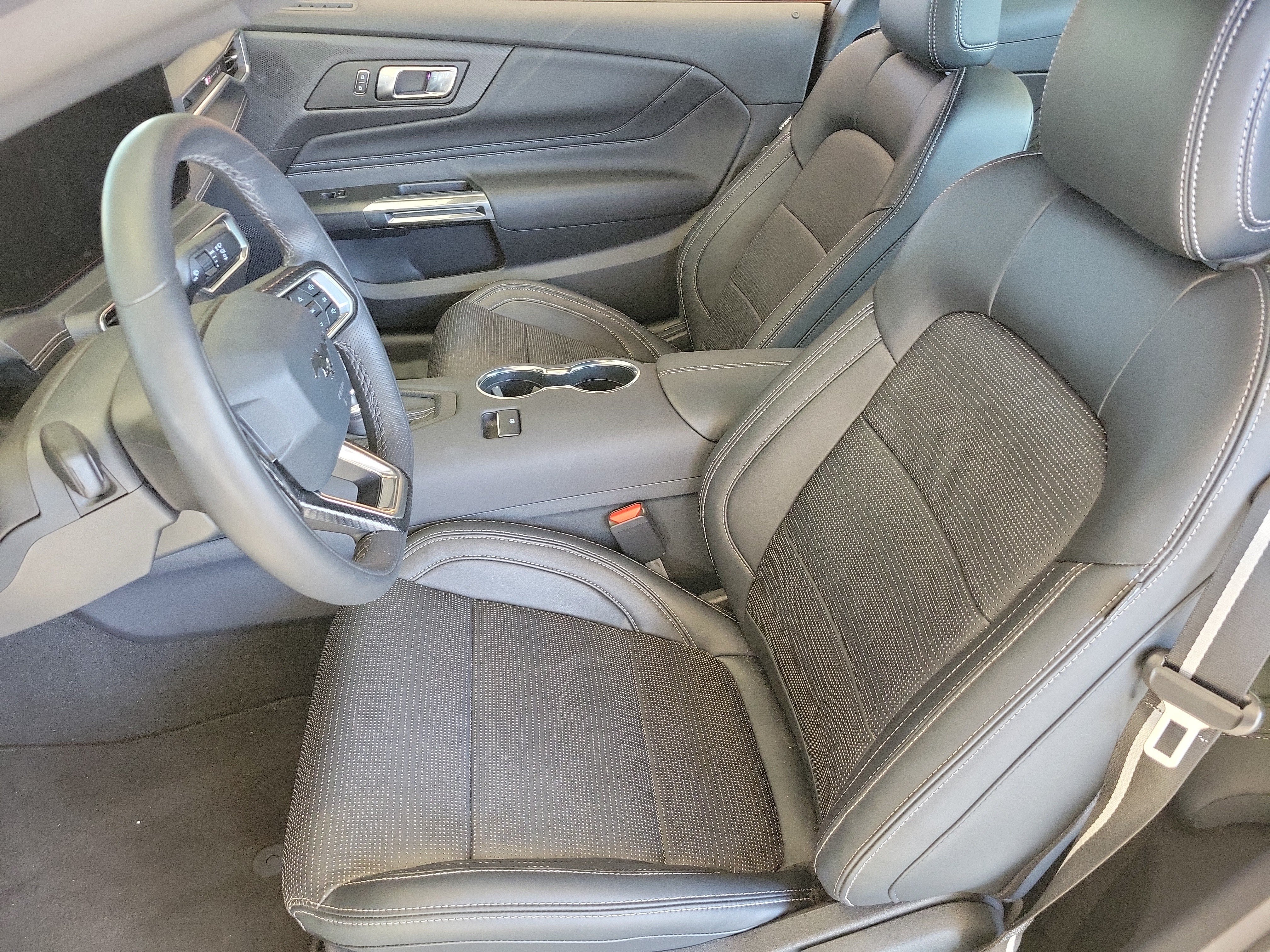 Used 2025 Ford Mustang GT Premium w/ 60th Anniversary Package RWD image 8