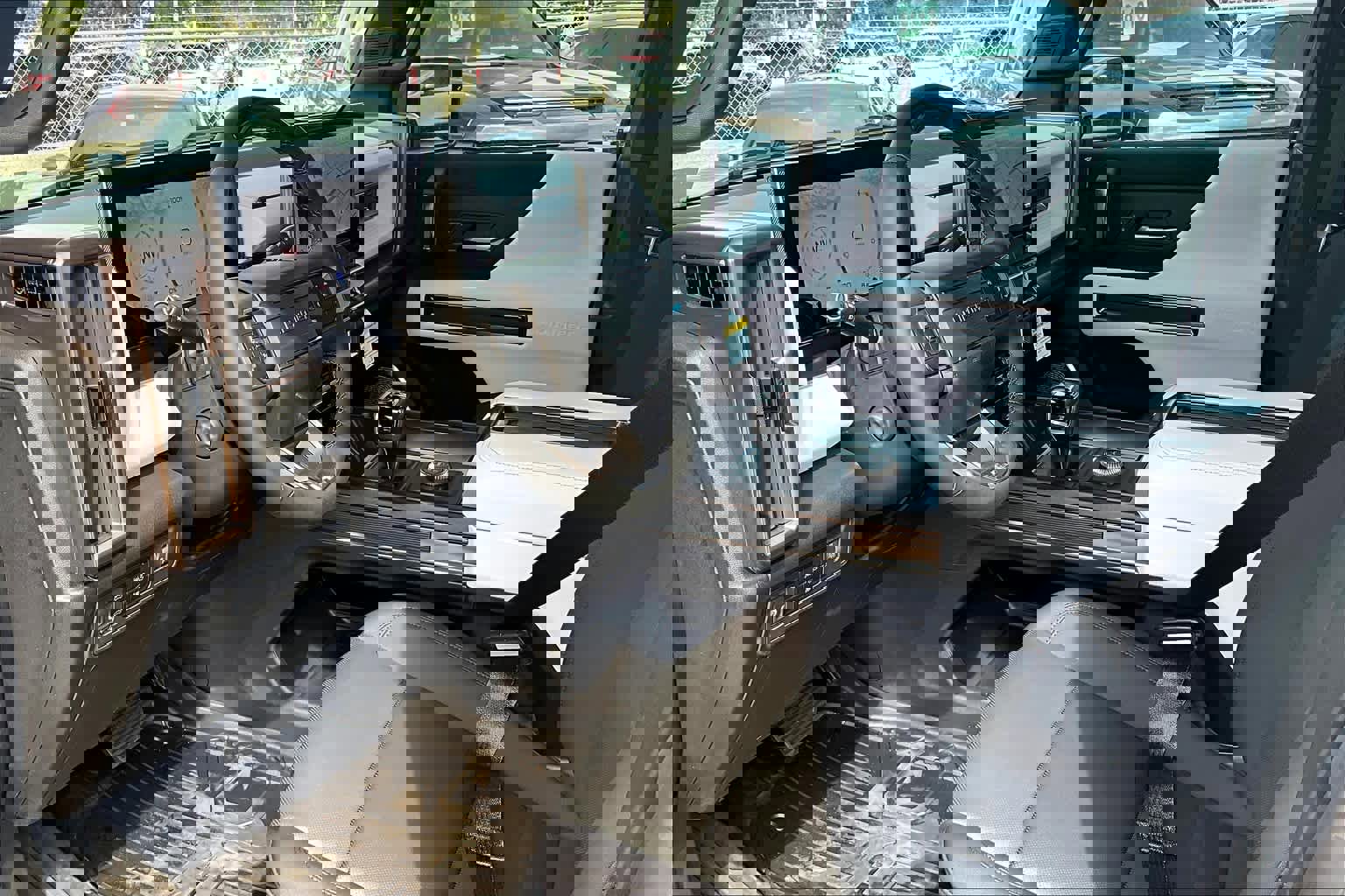 New 2025 GMC Hummer EV 3X w/ Battery Pack, 24 Module Pack image 8