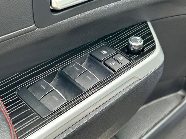 Certified 2025 Toyota Sienna XSE image 26