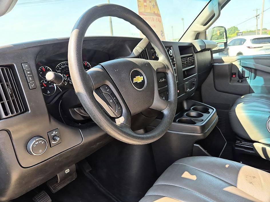 Used 2019 Chevrolet Express 2500 w/ Enhanced Convenience Package RWD image 16